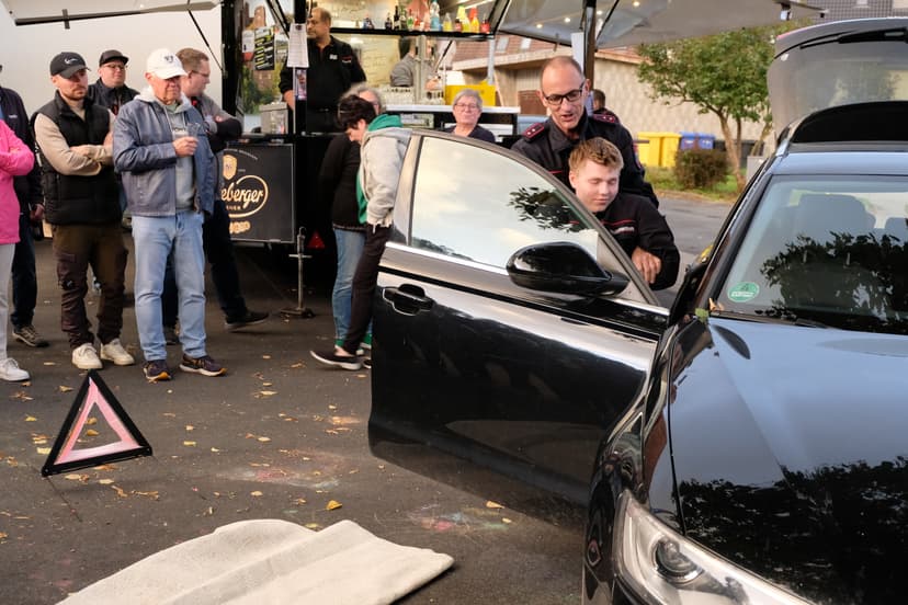 Bild von der Festwoche zu 100 Jahre Feuerwehr Wendehausen, Erste Hilfe Kurs