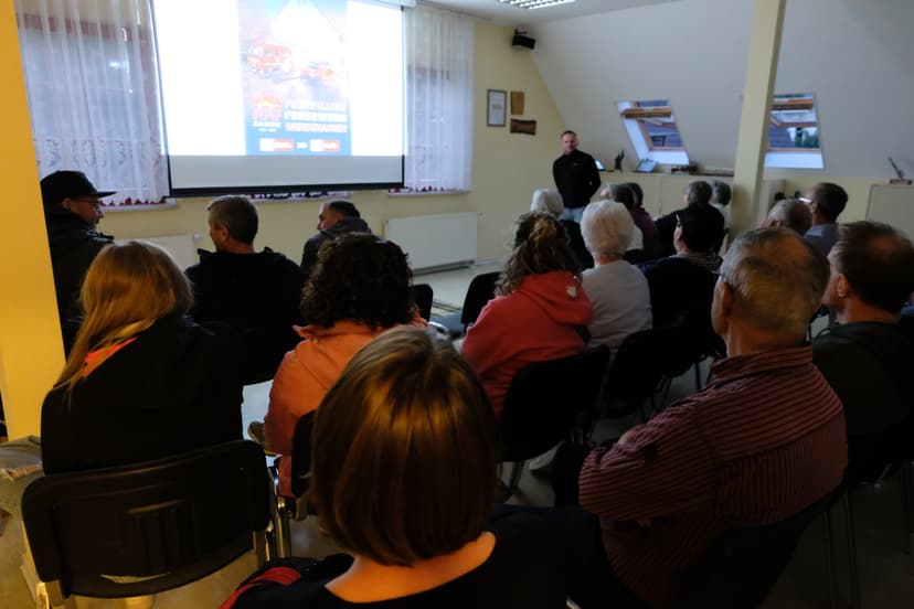 Bild von der Festwoche zu 100 Jahre Feuerwehr Wendehausen, Erste Hilfe Kurs