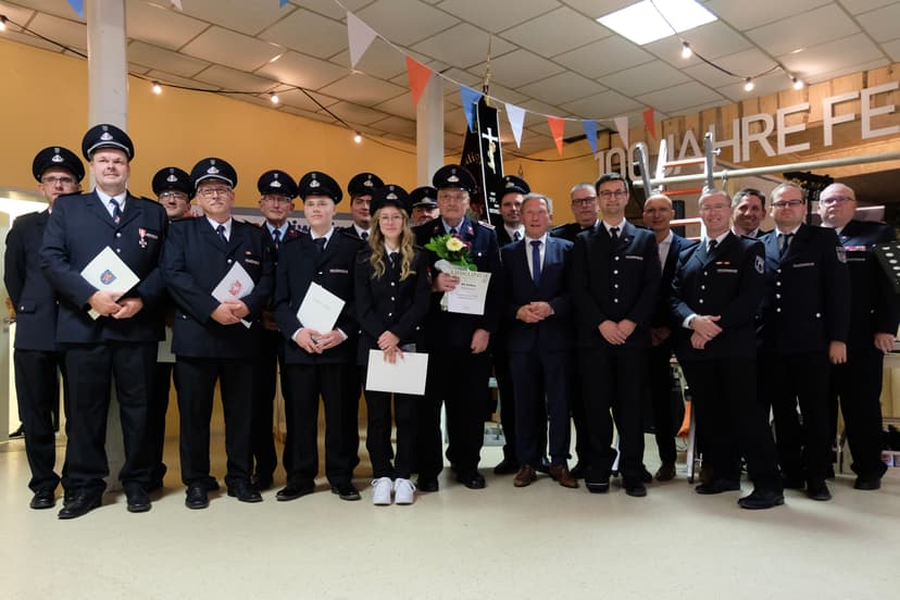Bild von der Festwoche zu 100 Jahre Feuerwehr Wendehausen, Festkommers
