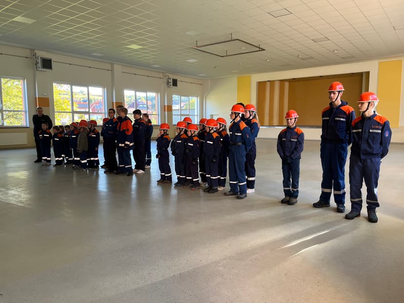 Bild vom Prüfungstag der Jugendfeuerwehren für das Leistungsabzeichen und die Jugendflamme