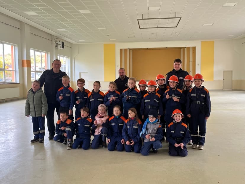 Bild vom Prüfungstag der Jugendfeuerwehren für das Leistungsabzeichen und die Jugendflamme